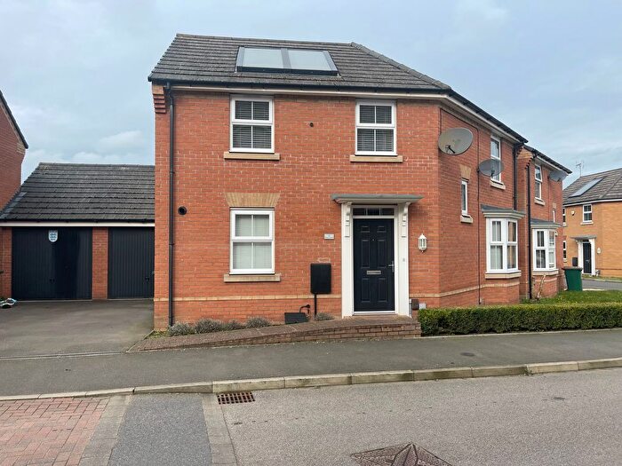 3 Bedroom Detached House To Rent In Amelia Crescent, Coventry, CV3
