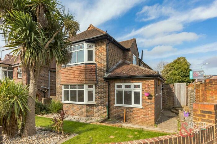 4 Bedroom Detached House To Rent In Holmes Avenue, Hove, BN3