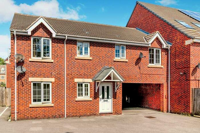 1 Bedroom Apartment To Rent In Murray Drive, Leeds, LS10