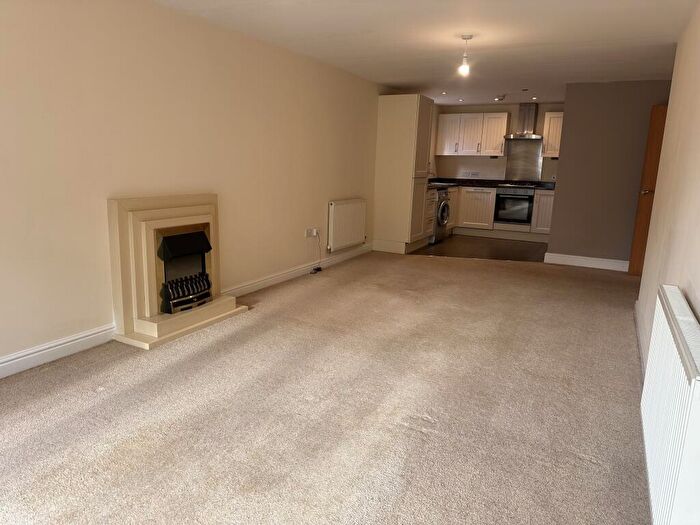 1 Bedroom Flat To Rent In The Cloisters, Greetwell Gate, Lincoln, LN2