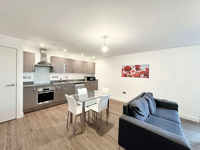 2 Bedroom Flat To Rent In Queens Road, Queens House, CV1