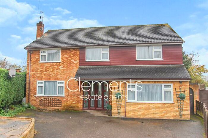 4 Bedroom Detached House To Rent In Nash Mills, Hemel Hempstead, HP3