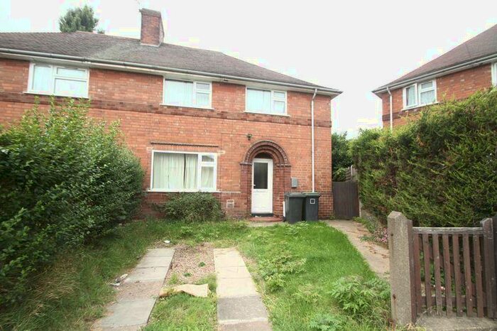 4 Bedroom Semi-Detached House To Rent In Burrows Crescent, Nottingham, NG9