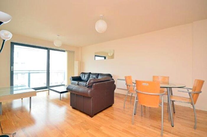 2 Bedroom Apartment To Rent In Metis, Scotland Street, S3