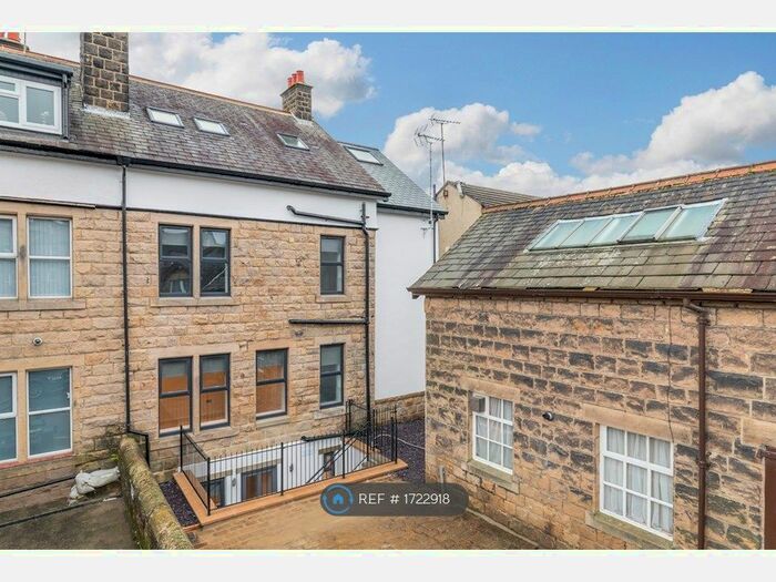 2 Bedroom Flat To Rent In Bradford Road, Menston, Ilkley, LS29