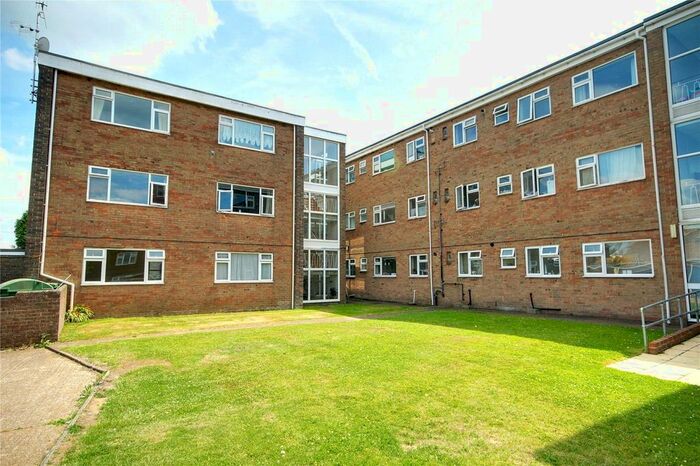 2 Bedroom Flat To Rent In Sompting Road, Lancing, West Sussex BN15