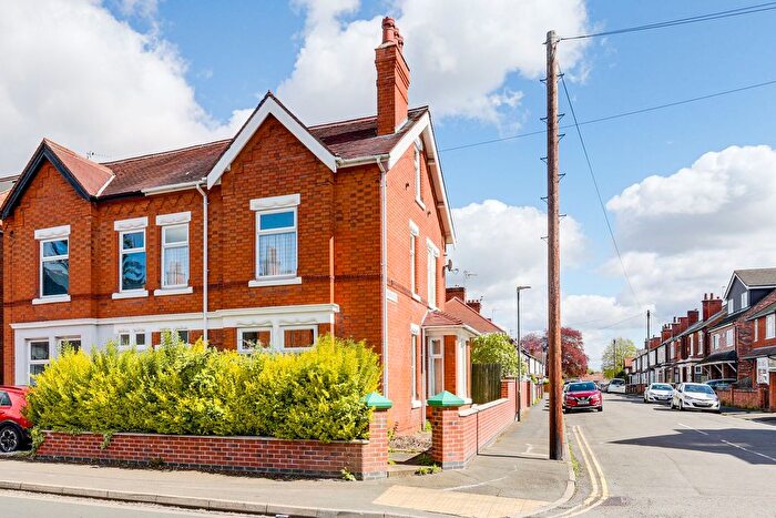 3 Bedroom Semi-Detached House For Sale In College Street, Long Eaton, NG10