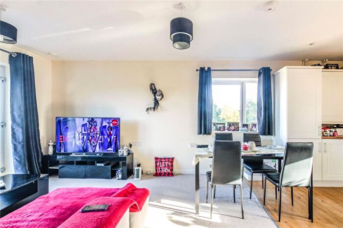3 Bedroom Apartment For Sale In The Groves, Hartcliffe, Bristol, BS13