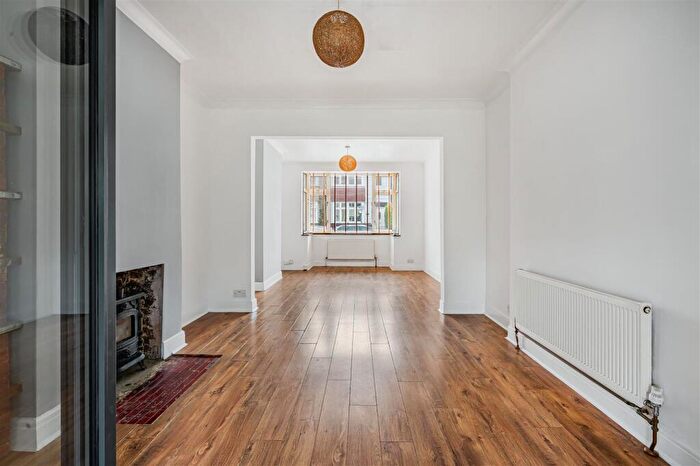 3 Bedroom Terraced House For Sale In Rectory Road, Sutton, SM1