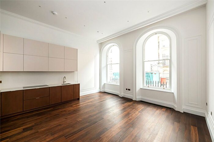 1 Bedroom Flat To Rent In Charles Street, Mayfair, London, W1J