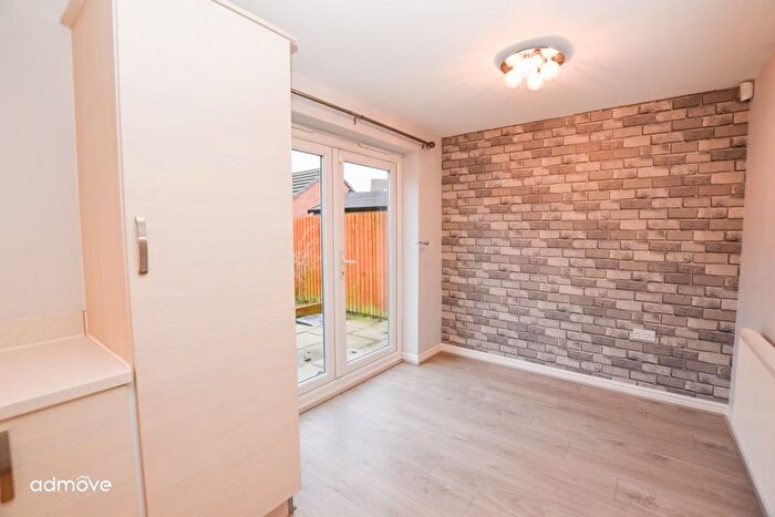 3 Bedroom Detached House For Sale In Kerridge Drive, Warrington, WA1