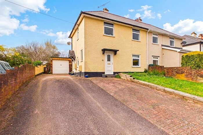 3 Bedroom Semi Detached House For Sale In Barnfield, Crediton, EX17