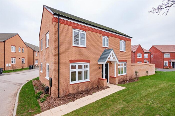 3 Bedroom House To Rent In Hunts Grove, Gloucester, GL2