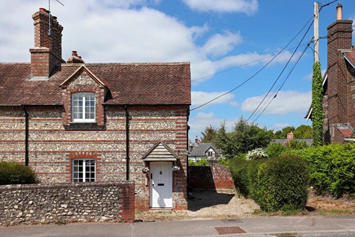 3 Bedroom Semi-Detached House For Sale In Blandford Hill, Winterborne Whitechurch, DT11