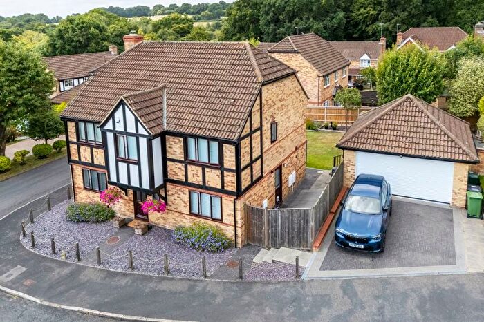 5 Bedroom Detached House For Sale In Elm Way, Heathfield, TN21