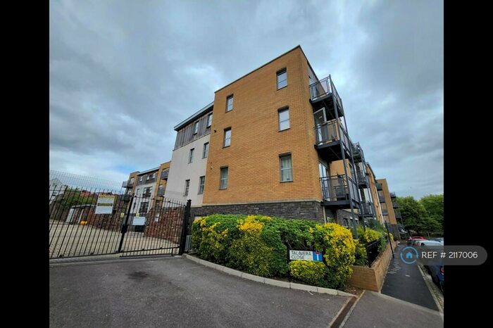 1 Bedroom Flat To Rent In Old Market, Bristol, BS2