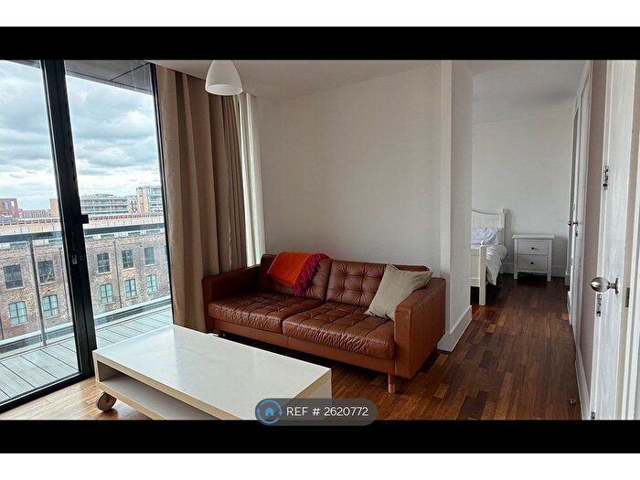 1 Bedroom Flat To Rent In Burton Place, Manchester, M15