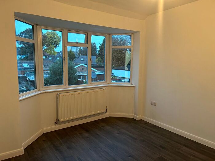 4 Bedroom Terraced House To Rent In Burns Avenue, Southall, UB1