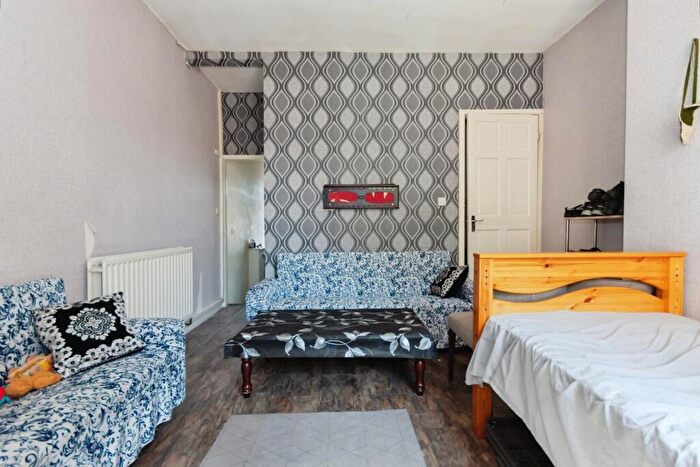 2 Bedroom Terraced House For Sale In Fallows Road, Birmingham, West Midlands, B11 - Photo 6