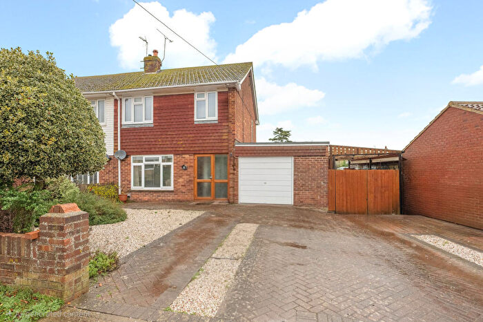 3 Bedroom House For Sale In Hillside Road, Whitstable, CT5