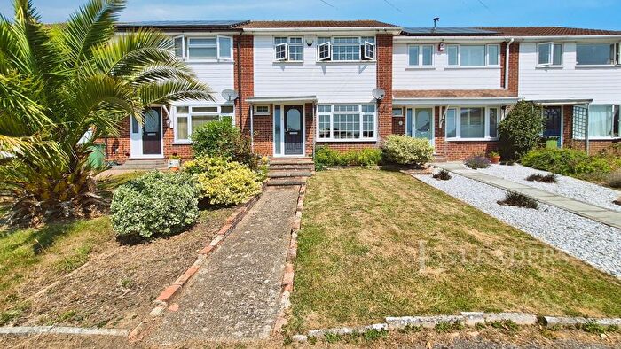 3 Bedroom Terraced House For Sale In Dundee Close, Fareham, Hampshire, PO15