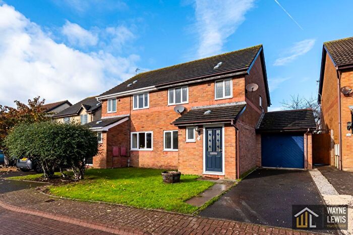 3 Bedroom Semi Detached House For Sale In Picton Road, Rhoose, Barry, CF62