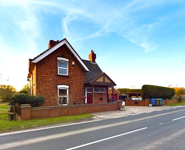 4 Bedroom Detached House For Sale In Yarmshaw Lane, Howden, DN14