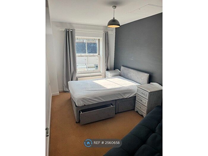 1 Bedroom Flat To Rent In Portland Road, Worthing, BN11