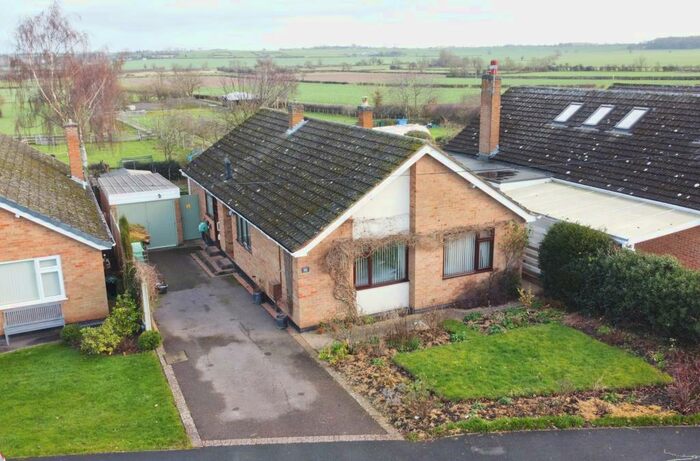3 Bedroom Detached Bungalow For Sale In Austrey Road, Warton, B79