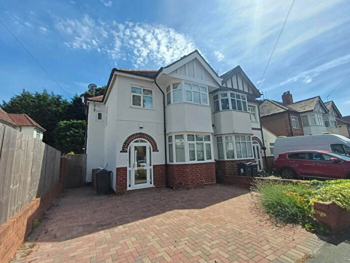 3 Bedroom Semi-Detached House To Rent In Knipersley Road, Sutton Coldfield, West Midlands, B73