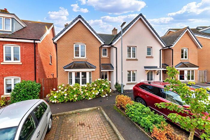 3 Bedroom Semi Detached House For Sale In Sassoon Drive, Royston, SG8