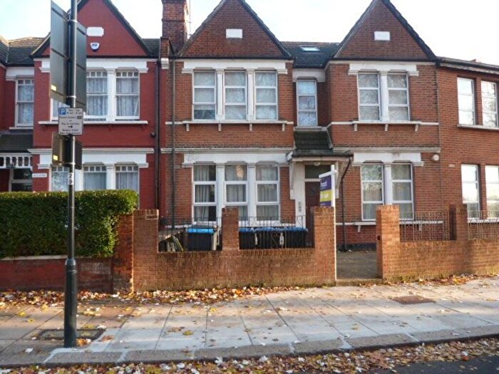 1 Bedroom Flat To Rent In Olive Road, Cricklewood, London, NW2