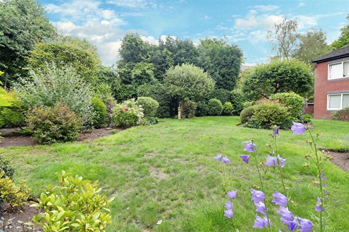 1 Bedroom Flat For Sale In Sandbach Road South, Alsager, Stoke-On-Trent, ST7