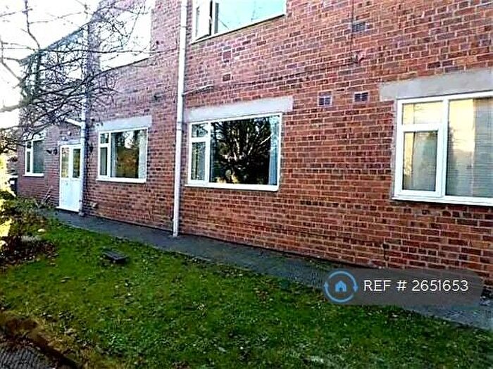 2 Bedroom Flat To Rent In Welbeck Street, Whitwell, Worksop, S80