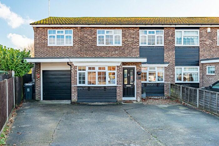 5 Bedroom Semi Detached House For Sale In Britannia, Puckeridge, Herts, SG11