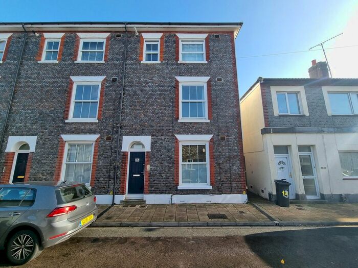 1 Bedroom Flat To Rent In Victoria Street, Gosport PO12