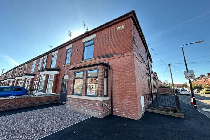 2 Bedroom Apartment To Rent In Dane Road, Sale, M33