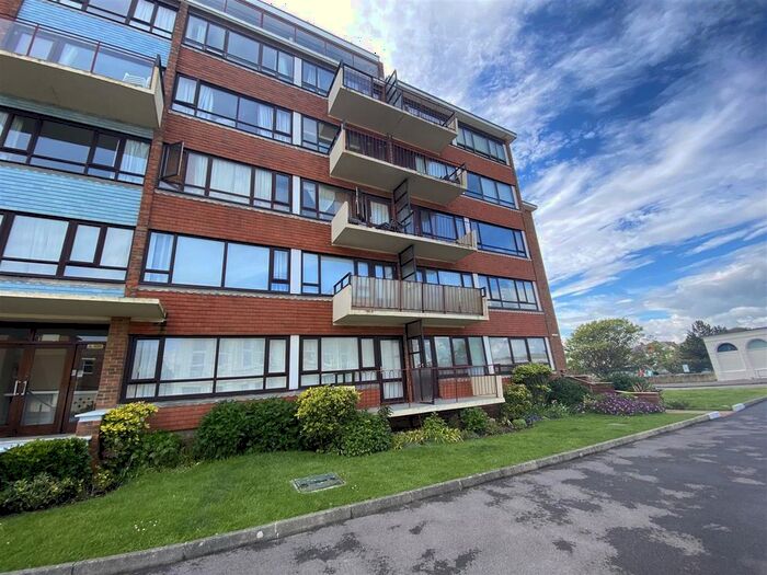 2 Bedroom Flat To Rent In Clock Tower Court, Park Avenue, Bexhill-On-Sea, TN39