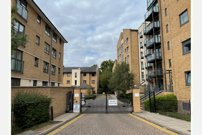 2 Bedroom Apartment To Rent In Victoria Way, Ashton Court, Woking, GU21