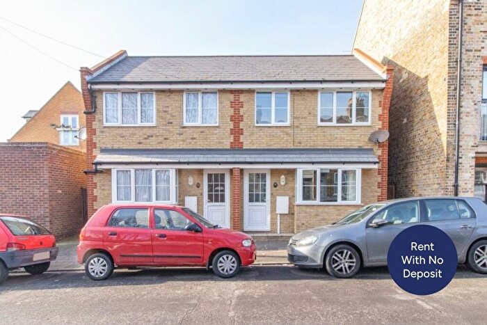 2 Bedroom Semi-Detached House To Rent In Arnold Road, Margate, Kent, CT9