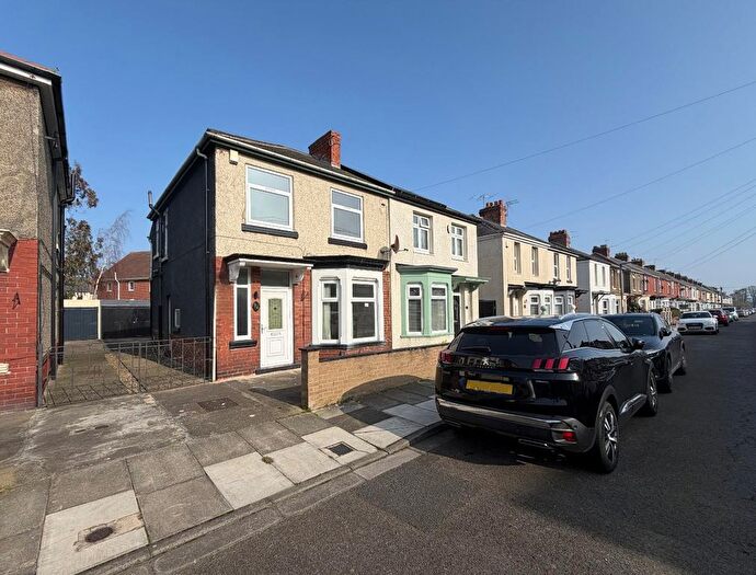 3 Bedroom Semi Detached House For Sale In Percy Street, Hartlepool, TS26