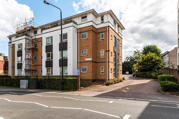 2 Bedroom Apartment To Rent In Firmans Court, Wood Street, E17