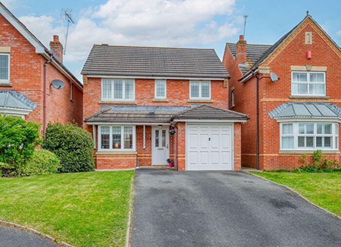 3 Bedroom Detached House For Sale In Bourne Close, Kington, WR7