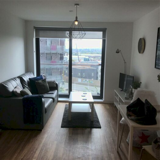 1 Bedroom Flat To Rent In Aire, Cross Green Lane, LS9
