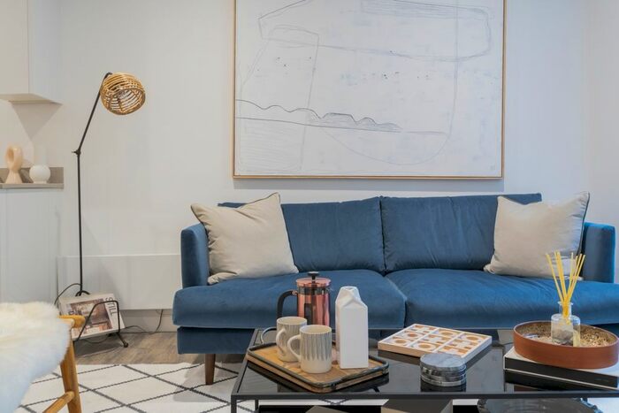 2 Bedroom Flat To Rent In Strand Street, Liverpool, L1