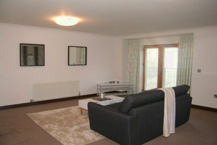 2 Bedroom Flat To Rent In Bonhay Road, Exeter, EX4