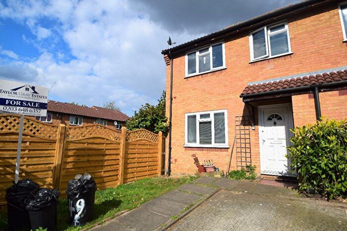 2 Bedroom Terraced House To Rent In Hogarth Crescent, London, SW19