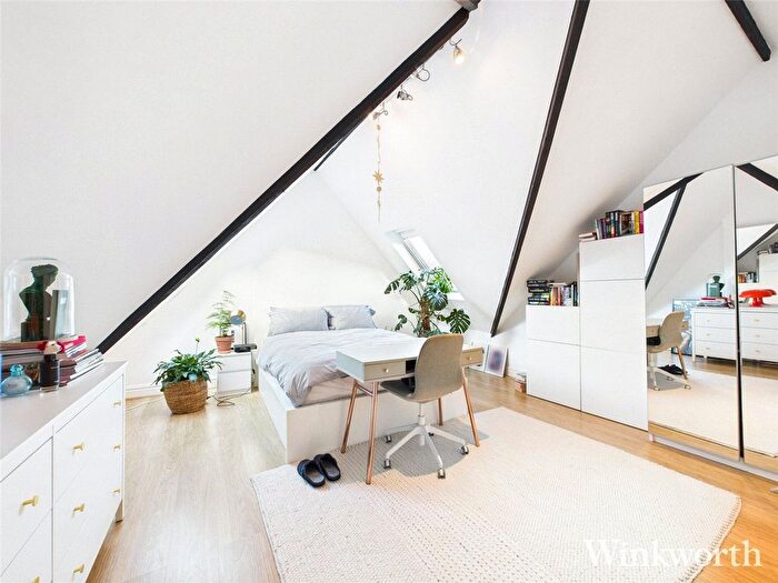 1 Bedroom Flat To Rent In Leopold Road, London, W5