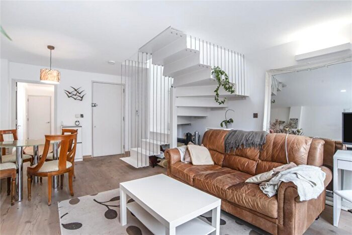 1 Bedroom Apartment To Rent In Old Street, London, EC1V