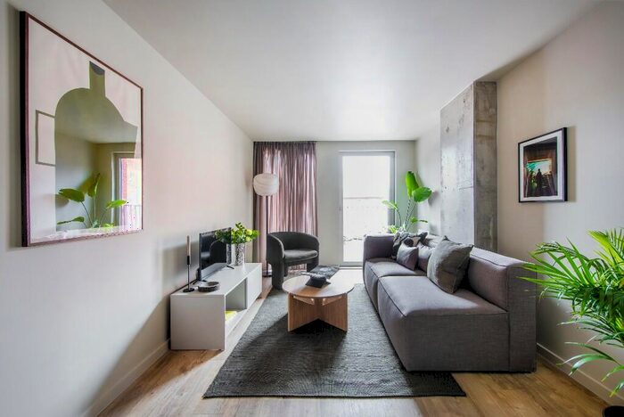 2 Bedroom Apartment To Rent In Apt., Addington Street, Manchester, Greater Manchester, M4